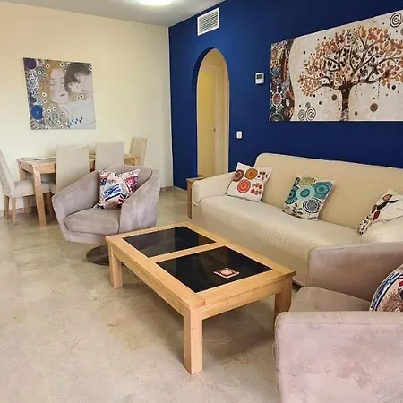 Duquesa Suites *